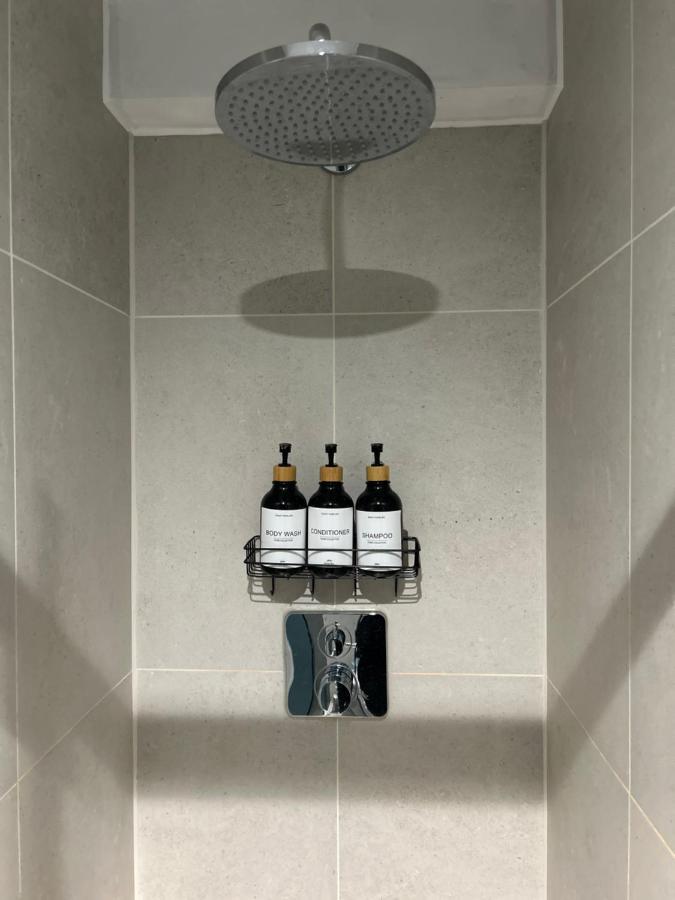 Modern 1-Bed Duplex+Balcony Διαμέρισμα Μάντσεστερ Εξωτερικό φωτογραφία